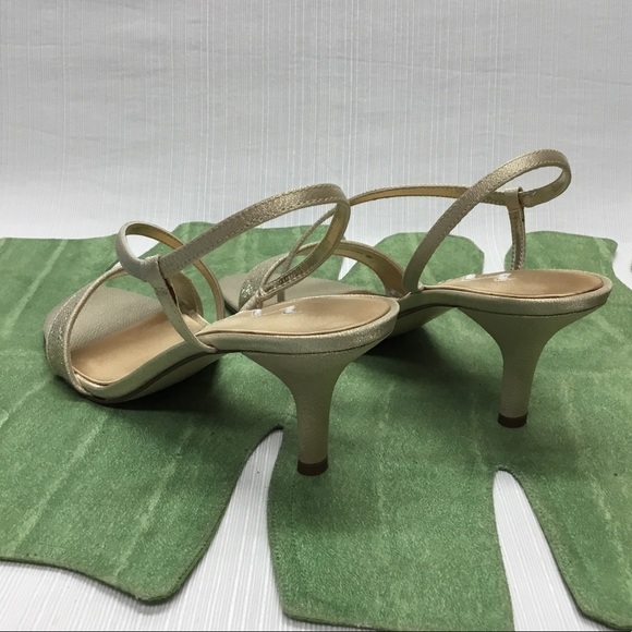 Nina New Gorgeous Gold Heels - Picture 6 of 9